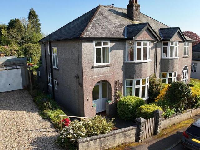 House for sale in Weir Quay, Devon