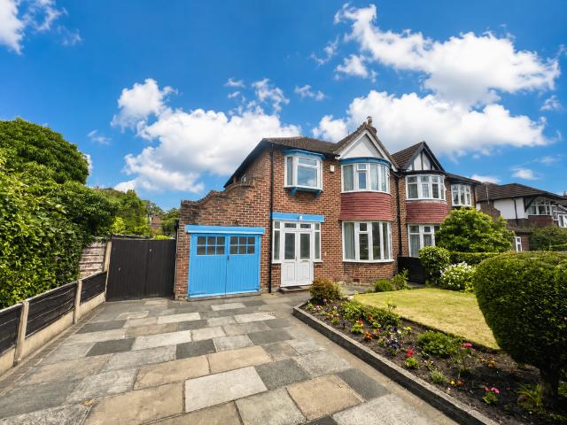 House for sale in Ashton upon Mersey, Trafford Park