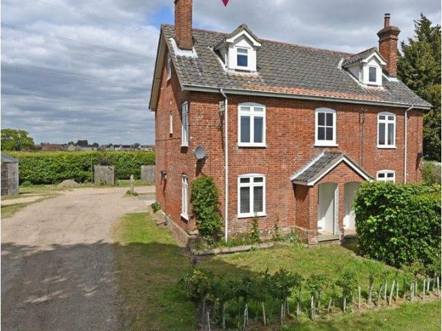 House for sale in Eastbridge, Suffolk