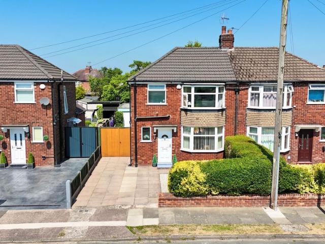 House for sale in Wistaston, Hammond Street