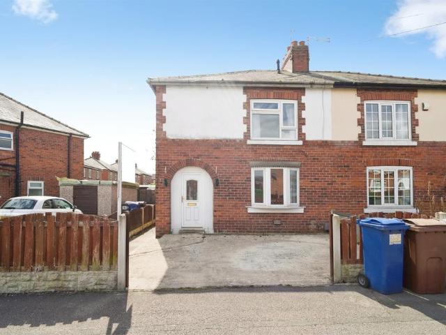 House for sale in Royston, South Yorkshire