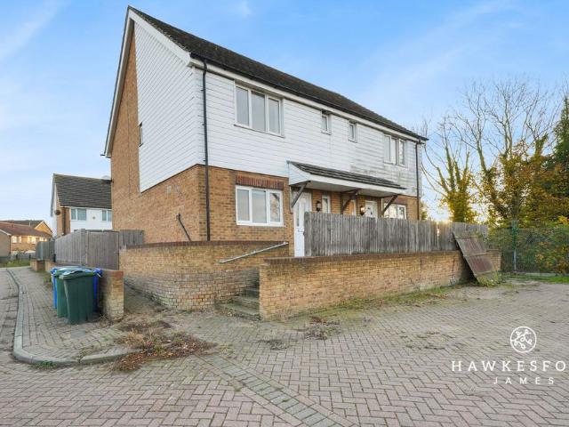 House for sale in Oad Street, Kent