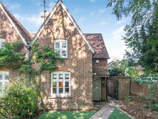 House for sale in Radlett, Hertsmere
