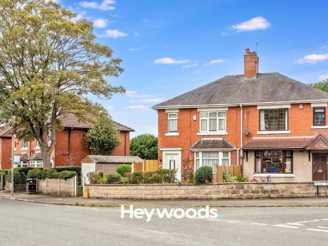 House for sale in Stoke, Stoke-on-Trent