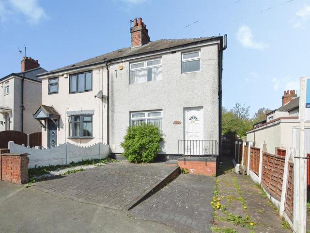 House for sale in Dixon's Green, West Midlands