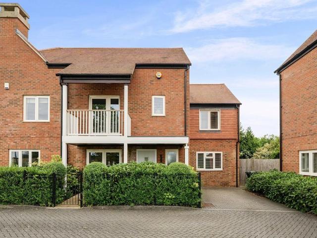 House for sale in Headbourne Worthy, Hampshire
