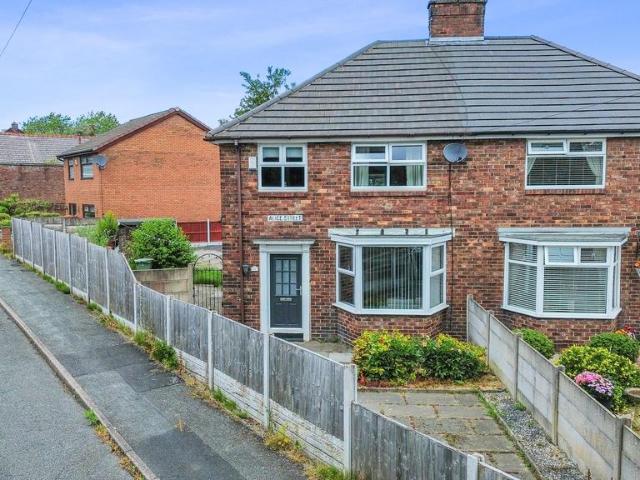 House for sale in New Bold, St Helens