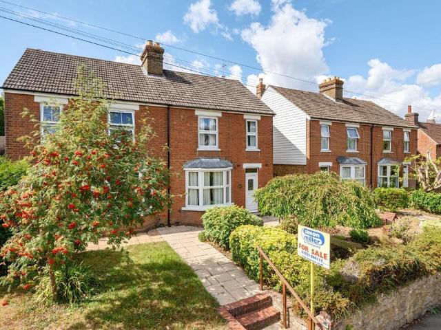 House for sale in Larkfield, Tonbridge and Malling