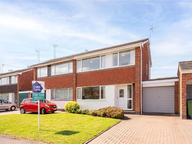 House for sale in Green Close, Warwickshire