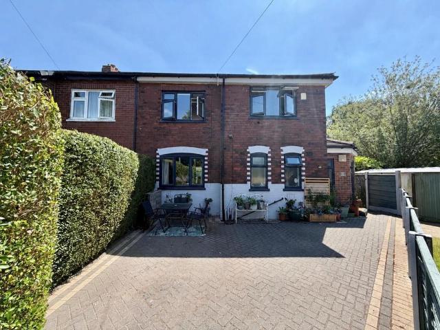 House for sale in Georgia, Greater Manchester