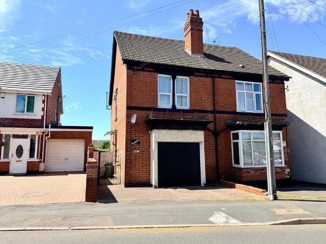 House for sale in Fallings Park, Park Village