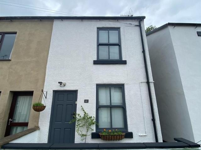 House for sale in Kedleston, East Midlands