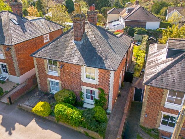House for sale in Pleasant Valley, Duton Hill