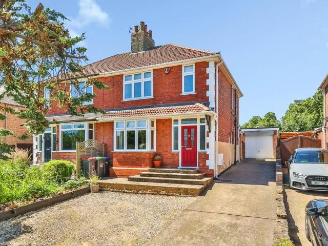 House for sale in Hucknall, East Midlands