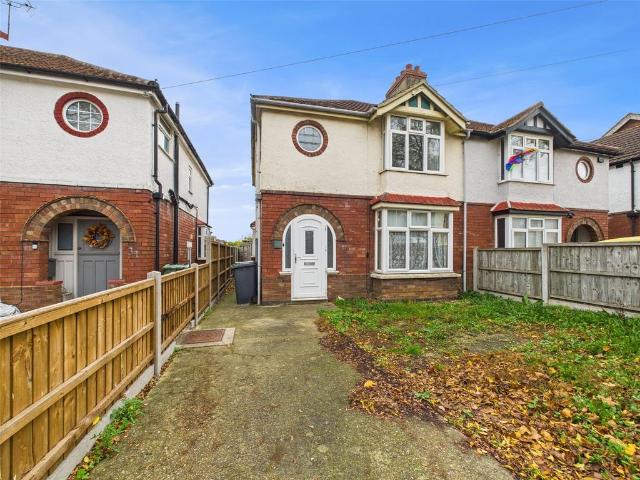 House for sale in Gloucester, Gloucestershire