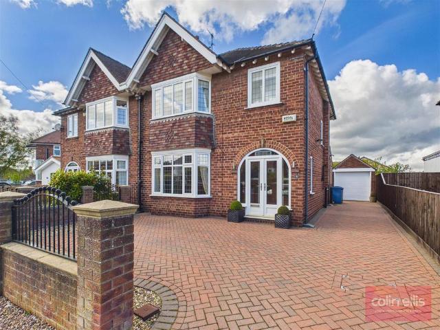 House for sale in Newby and Scalby, North Yorkshire