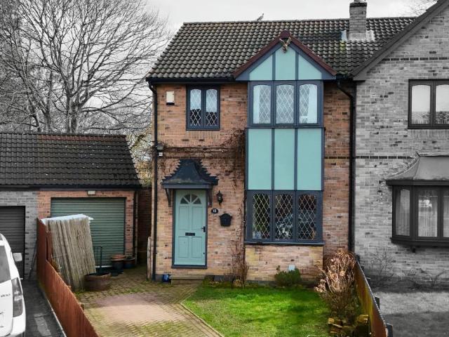 House for sale in South Kirkby and Moorthorpe, South Kirkby
