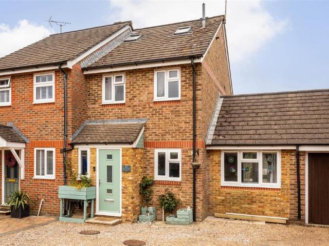 House for sale in Perryfields, West Sussex