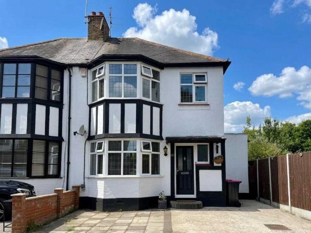 House for sale in Alton Barnes, Isle Of Man