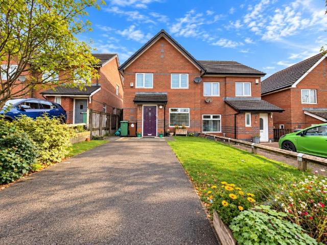 House for sale in Lower Tranmere, Birkenhead