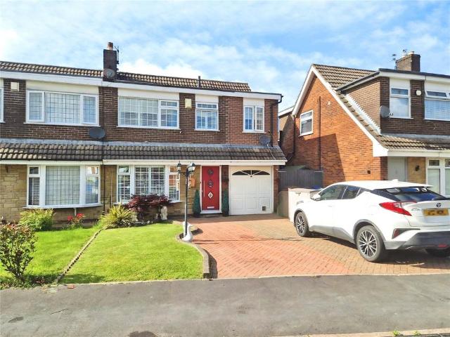 House for sale in New Hall Farm, Wigan