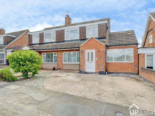 House for sale in Whitestone, Camp Hill