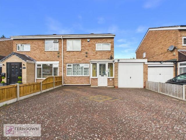 House for sale in Marston Green, West Midlands