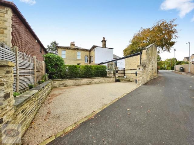 House for sale in Charlestown, Bradford
