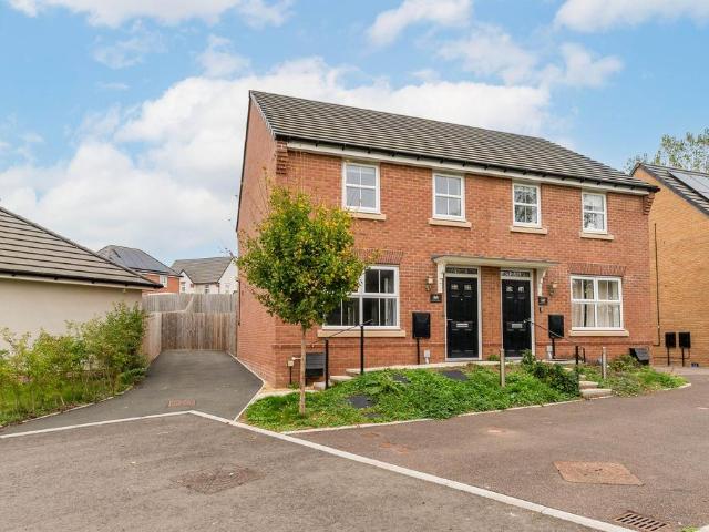House for sale in Caldicot