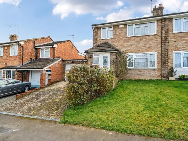 House for sale in London Borough of Croydon, Selsdon