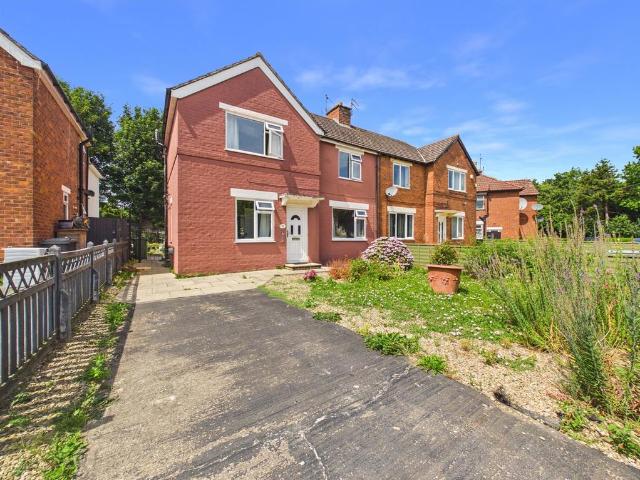 House for sale in Gloucester, Gloucestershire