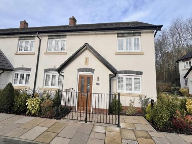 House for sale in Handforth