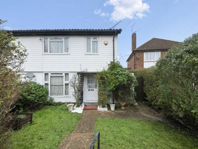 House for sale in London Borough of Ealing, Greater London