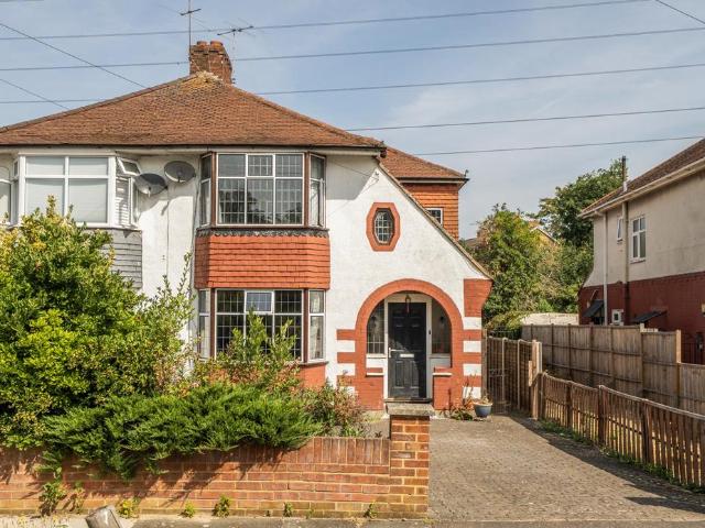 House for sale in Old Malden, Greater London