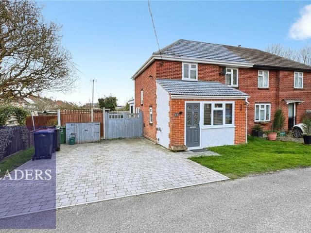 House for sale in Chipping Hill, Essex