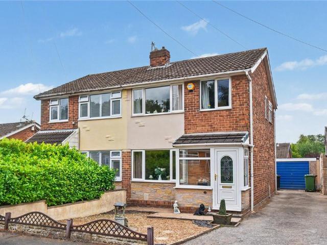 House for sale in Allerton Bywater, West Yorkshire