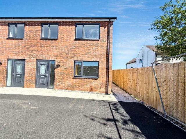 House for sale in East Chevington, Red Row