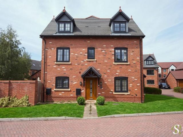 House for sale in Holmes Chapel