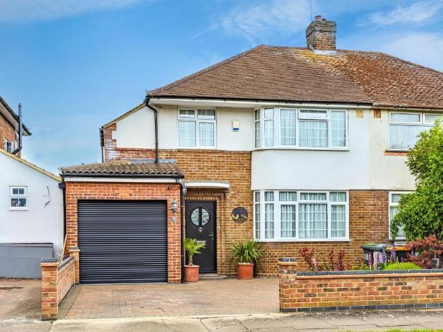 House for sale in Newnham, Bedford