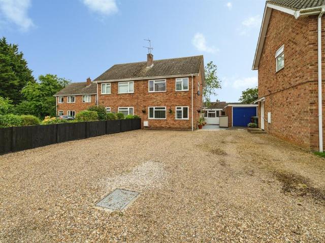House for sale in Redenhall with Harleston, Burgh St Peter