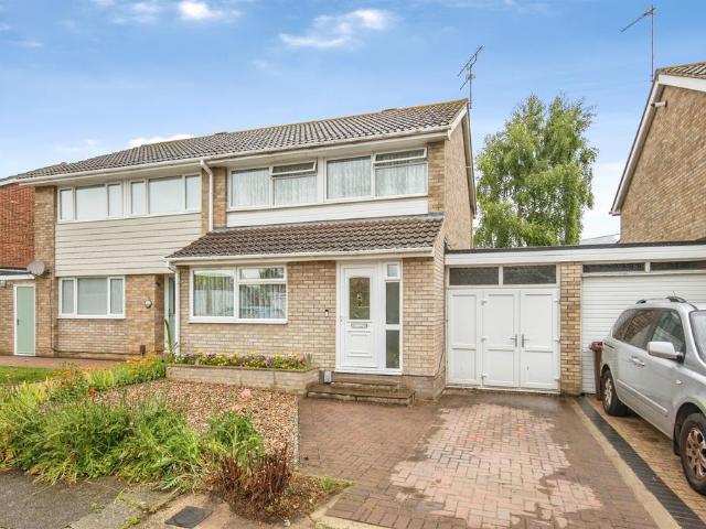 House for sale in Highwoods, Fordham Heath