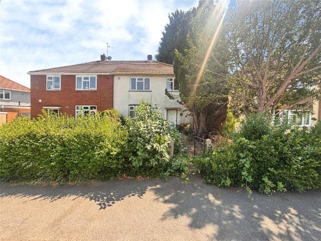 House for sale in Green Close, Warwickshire