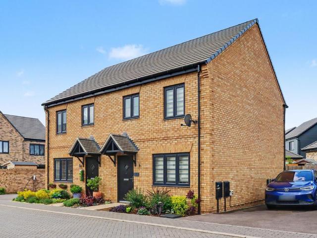 House for sale in Olney