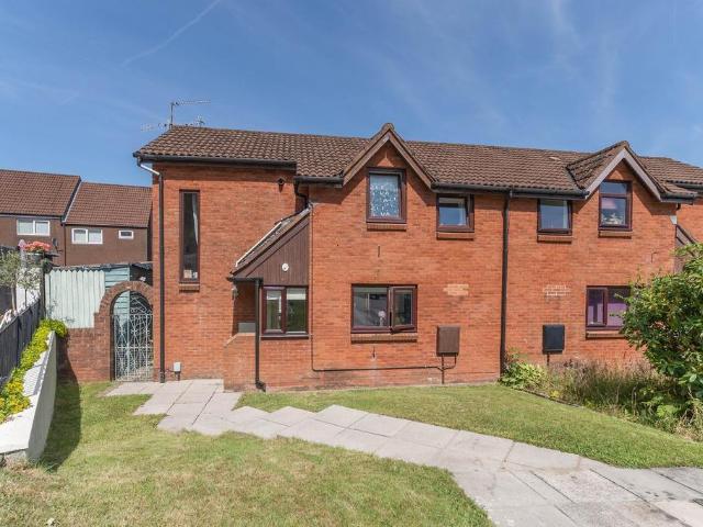 House for sale in Five Locks, Wales