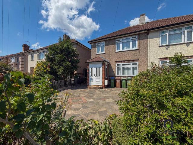 House for sale in Upper Belvedere, Greater London