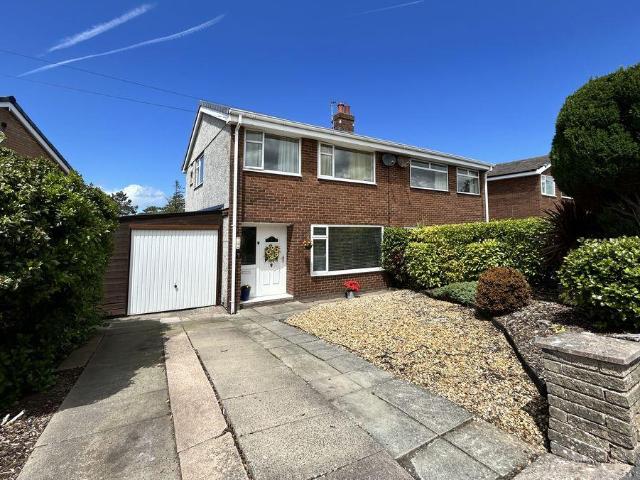 House for sale in Colwyn Bay, Wales