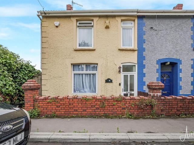 House for sale in Nangreaves, Wales