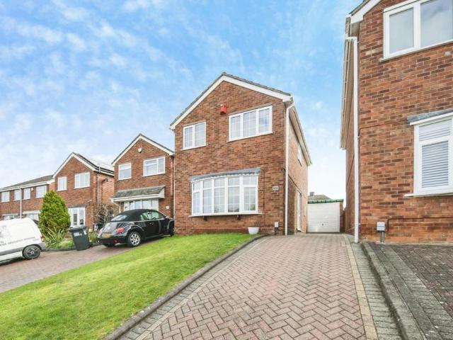 House for sale in Kettlebrook, Staffordshire