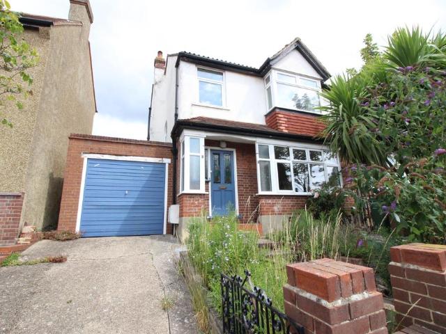 House for sale in Worcester Park, Greater London