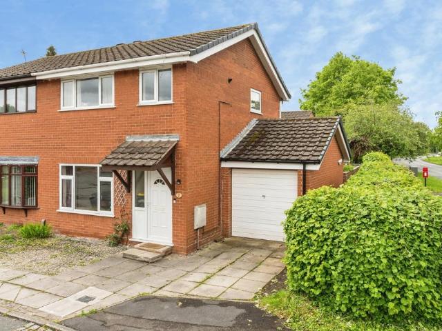 House for sale in Locking Stumps, Warrington
